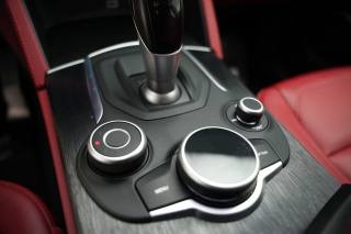 ALFA ROMEO Stelvio usata, con USB