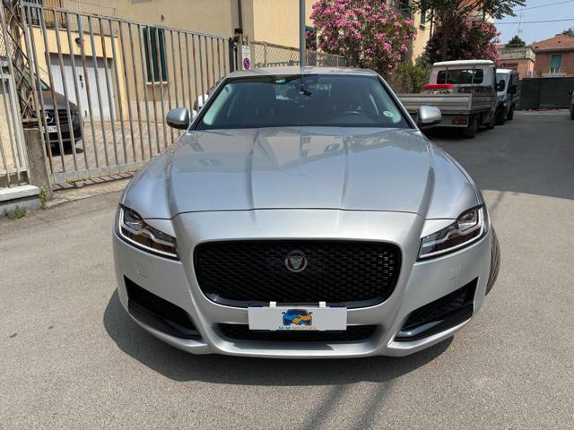 JAGUAR XF usata, con Airbag