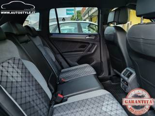 VOLKSWAGEN Tiguan usata, con Climatizzatore automatico, 3 zone