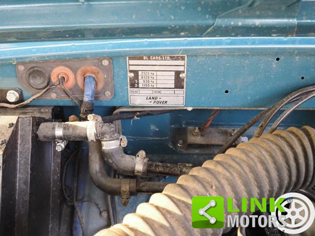 LAND ROVER Defender usata 37