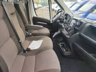 PEUGEOT Boxer usata, con Autoradio