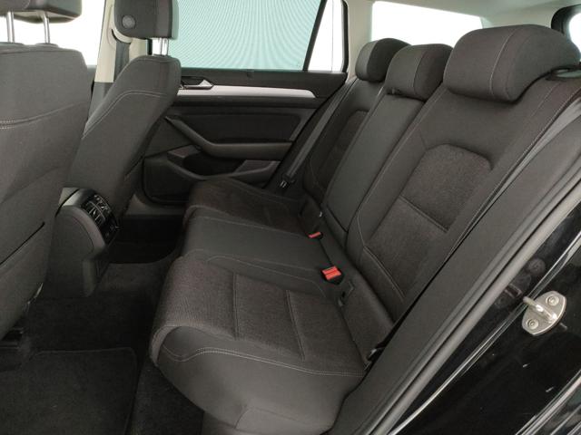 VOLKSWAGEN Passat Variant usata, con Regolazione elettrica sedili