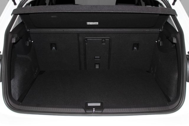 VOLKSWAGEN Golf usata, con Cruise Control