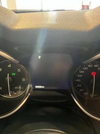 ALFA ROMEO Stelvio usata, con Sedile posteriore sdoppiato