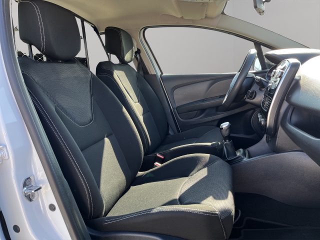 RENAULT Clio usata, con Controllo trazione