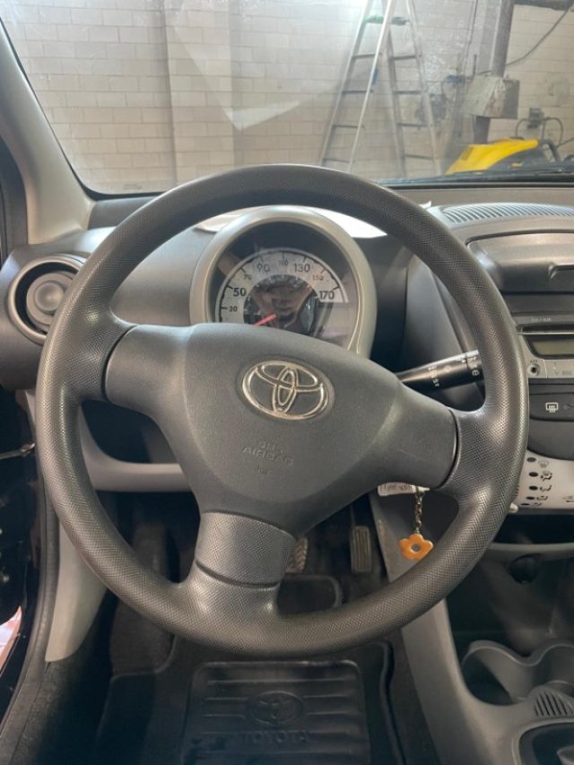 TOYOTA Aygo usata, con Lettore CD