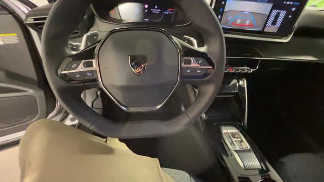 PEUGEOT 2008 usata, con Cruise Control