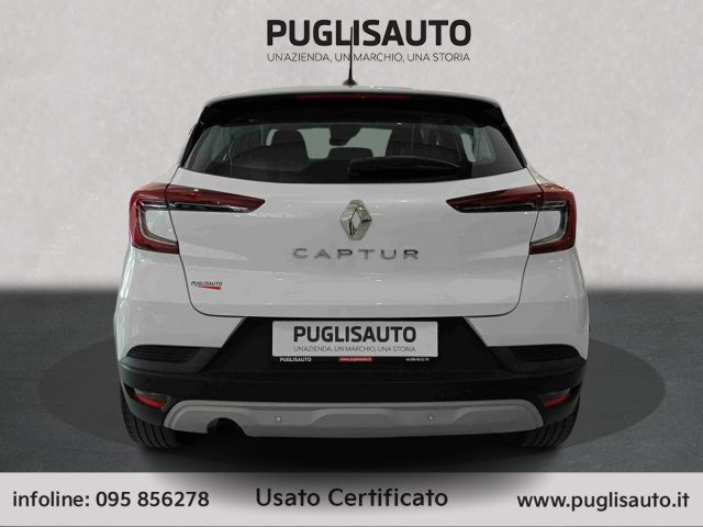 RENAULT Captur usata, con Autoradio