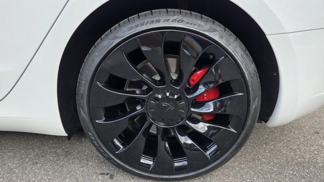 TESLA Model 3 usata, con Cerchi in lega