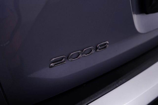 PEUGEOT 2008 usata, con Sensore di luce