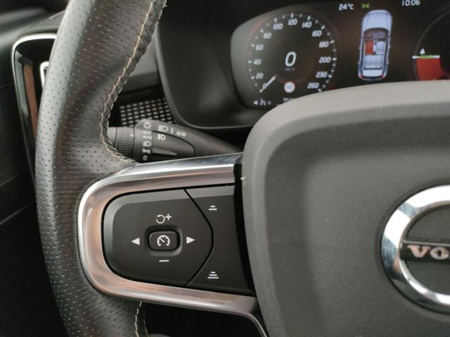 VOLVO XC40 usata, con Sistema di navigazione