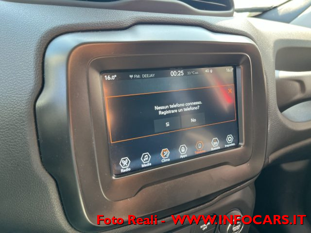JEEP Renegade usata, con USB