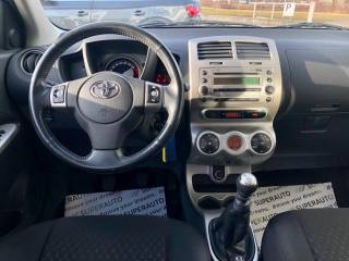 TOYOTA Urban Cruiser usata, con Fendinebbia