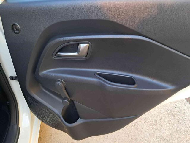 KIA Rio usata 23