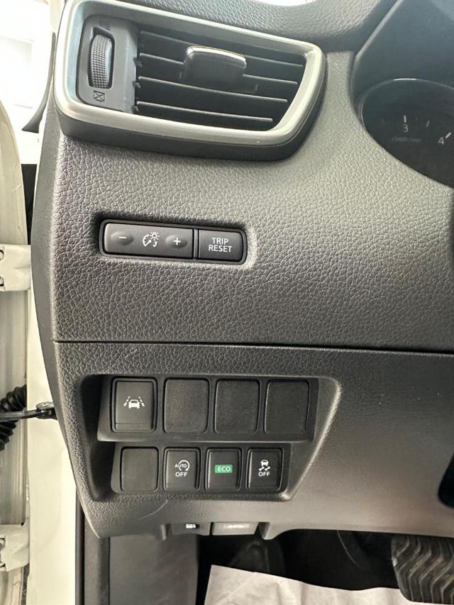 NISSAN Qashqai usata, con USB