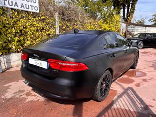 JAGUAR XE usata, con Boardcomputer