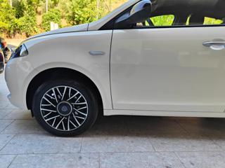 LANCIA Ypsilon usata, con Controllo trazione