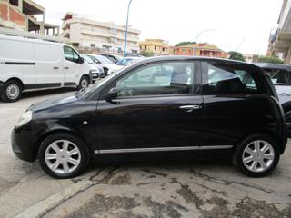 LANCIA Ypsilon usata, con Airbag laterali