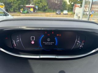 PEUGEOT 3008 usata, con Cruise Control
