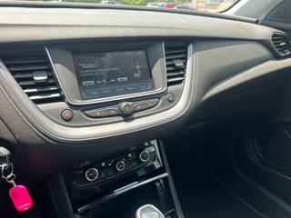 OPEL Grandland X usata, con Park Distance Control