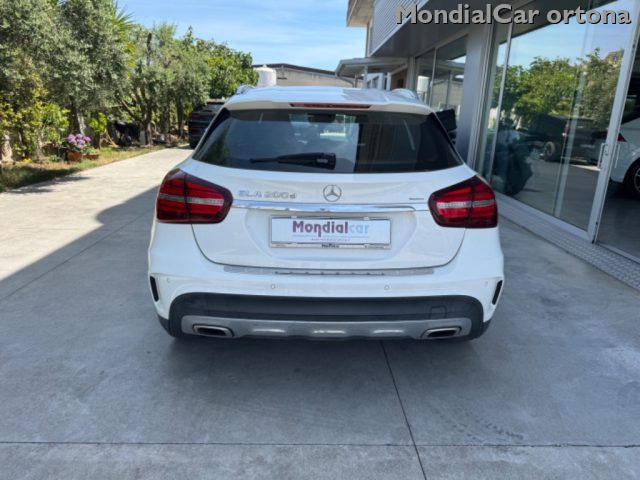MERCEDES-BENZ GLA 200 usata, con Chiusura centralizzata