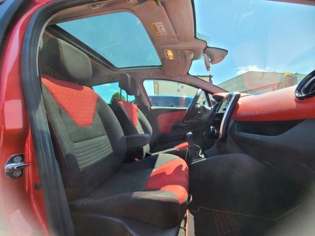 RENAULT Clio usata, con Volante multifunzione