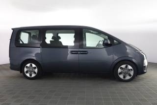 HYUNDAI Staria usata 2