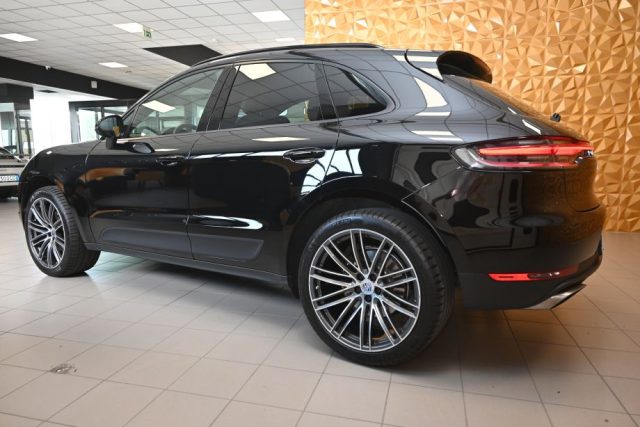 PORSCHE Macan usata 138