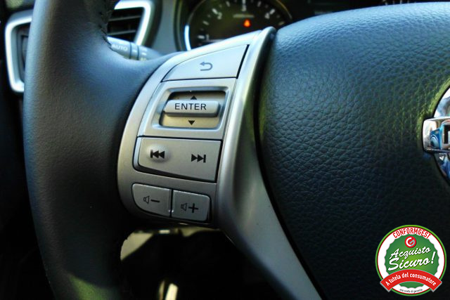 NISSAN Qashqai usata, con Sedile posteriore sdoppiato