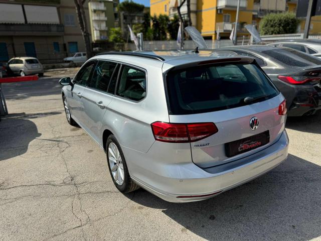 VOLKSWAGEN Passat Variant usata, con Alzacristalli elettrici