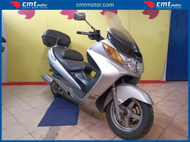 SUZUKI Burgman AN 400 usata 2