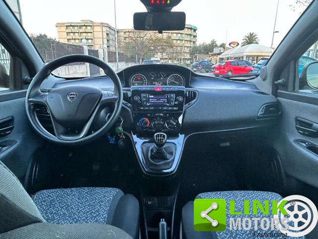 LANCIA Ypsilon usata, con Sedile posteriore sdoppiato
