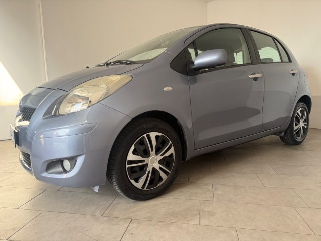 TOYOTA Yaris usata 2