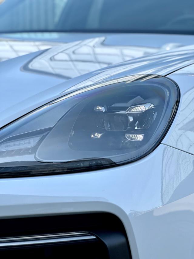 PORSCHE Cayenne usata, con Sensori di parcheggio posteriori