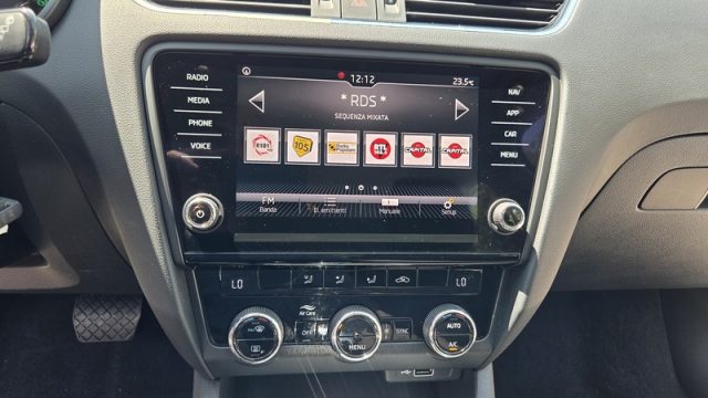 SKODA Octavia usata, con Volante multifunzione