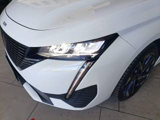 PEUGEOT 308 usata, con Volante in pelle
