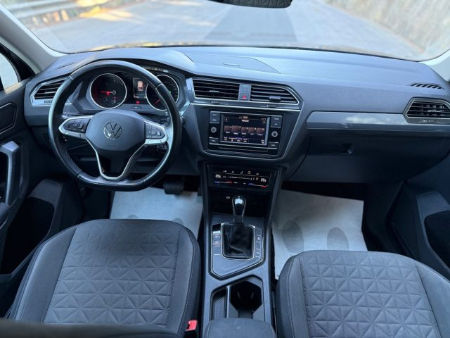 VOLKSWAGEN Tiguan usata, con USB
