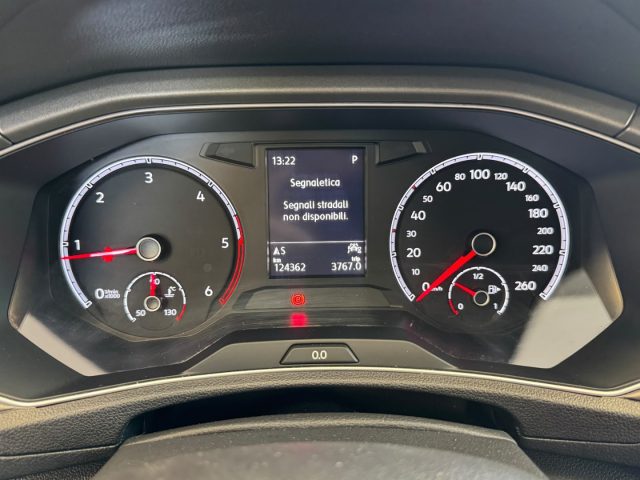 VOLKSWAGEN T-Roc usata, con Controllo trazione