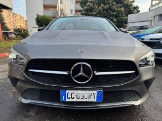 MERCEDES-BENZ CLA 200 usata, con Airbag