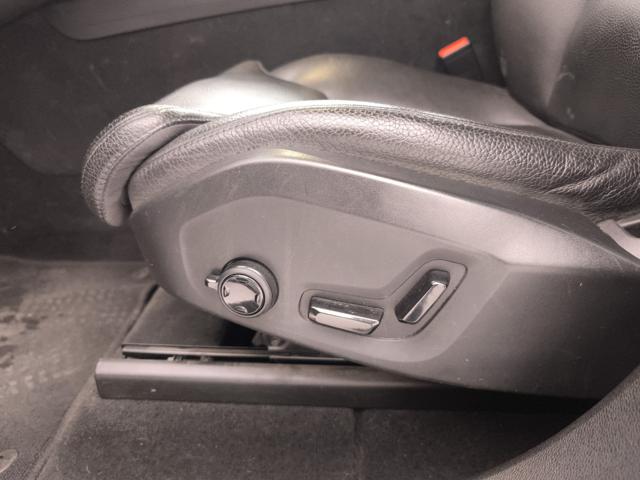 VOLVO XC60 usata, con Sedile posteriore sdoppiato