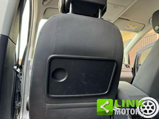 VOLKSWAGEN Touran usata, con MP3