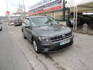 VOLKSWAGEN Tiguan usata, con Airbag laterali