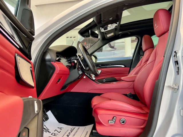 MASERATI Grecale usata, con Sedili riscaldati