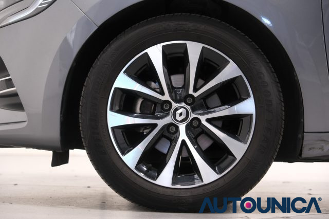 RENAULT Clio usata, con ESP