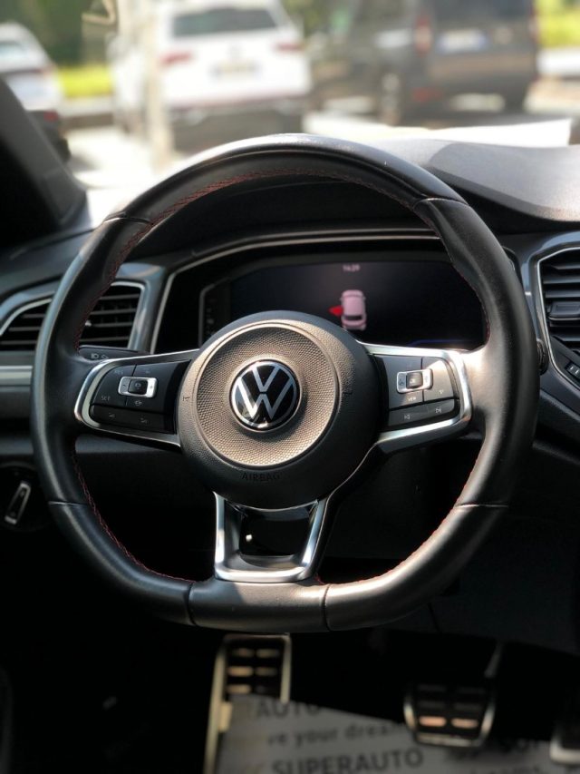 VOLKSWAGEN T-Roc usata, con Cruise Control