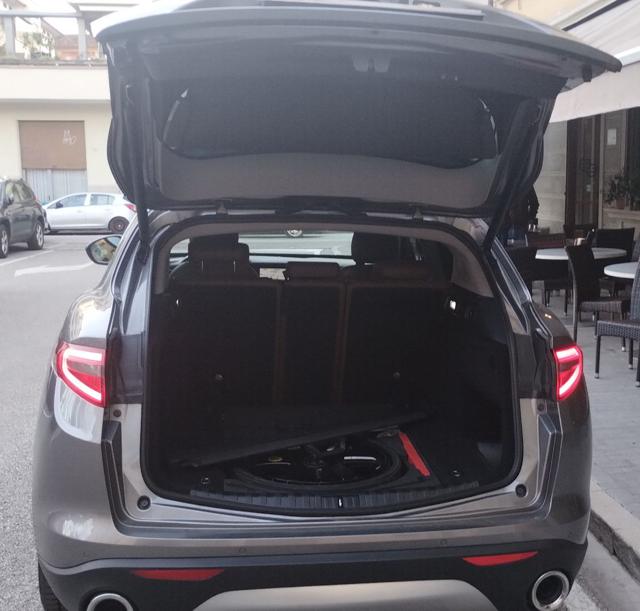 ALFA ROMEO Stelvio usata, con Fendinebbia