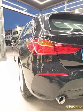 BMW 116 usata, con Park Distance Control