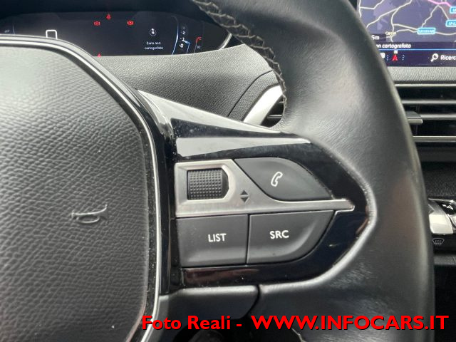 PEUGEOT 3008 usata, con USB
