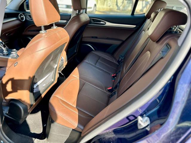 ALFA ROMEO Stelvio usata, con Interni in pelle