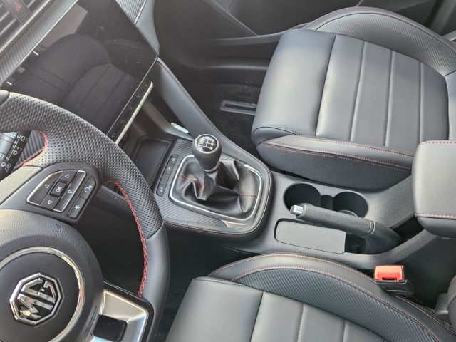 MG ZS usata, con Autoradio digitale